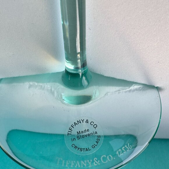 Tiffany Blue Diamond Point Champagne Flutes - Picture 2 of 4